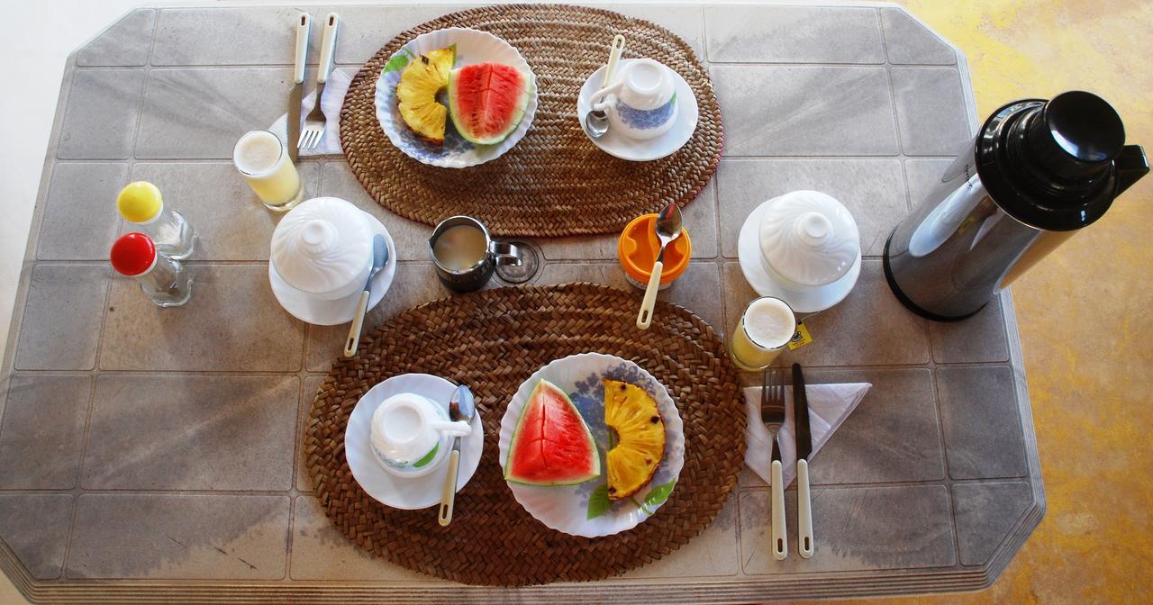 Bed and Breakfast Jambohouse Ламу Экстерьер фото